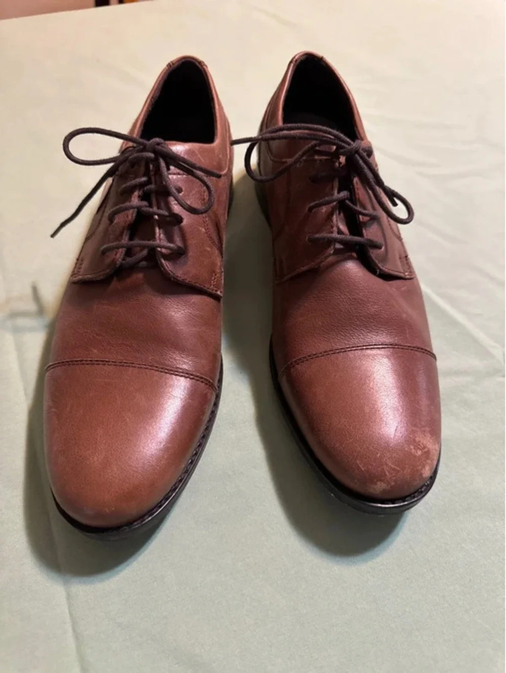 Men’s Rockport dress shoes size 9.5 brown